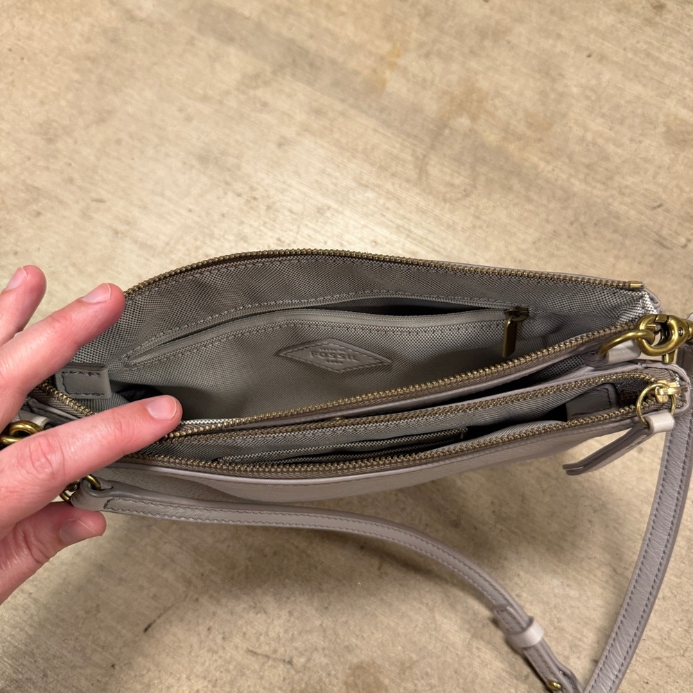 Fossil Devon Crossbody Gray Leather Purse - Picture 4 of 6